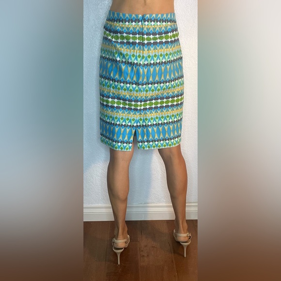 J. Crew “The Pencil Skirt” Basketweave Cotton Multi Color Aztec Design (12) - Picture 6 of 9